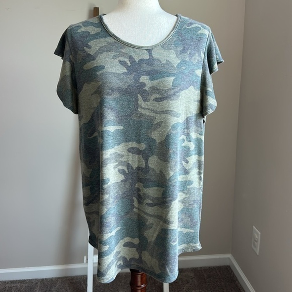 Bombom Green and Brown Camouflage Top with Flutter Cap Sleeves Size XL in GUC